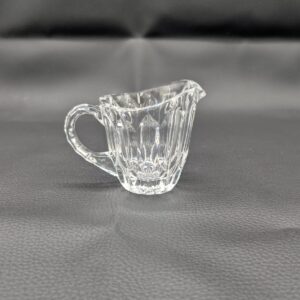 Kryształowy mlecznik, dzbanek w stylu vintage
