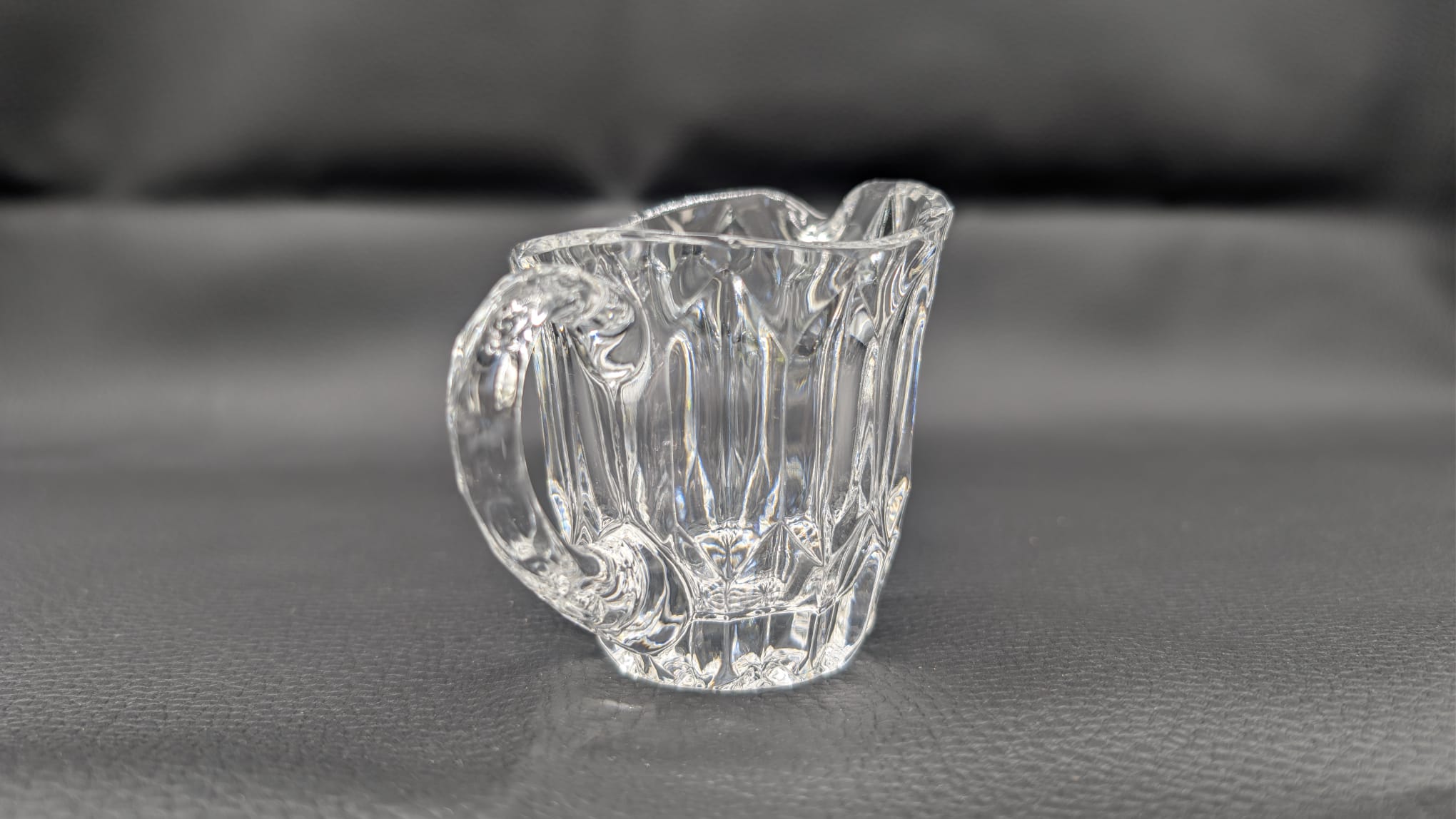 Kryształowy mlecznik, dzbanek w stylu vintage - obrazek 4