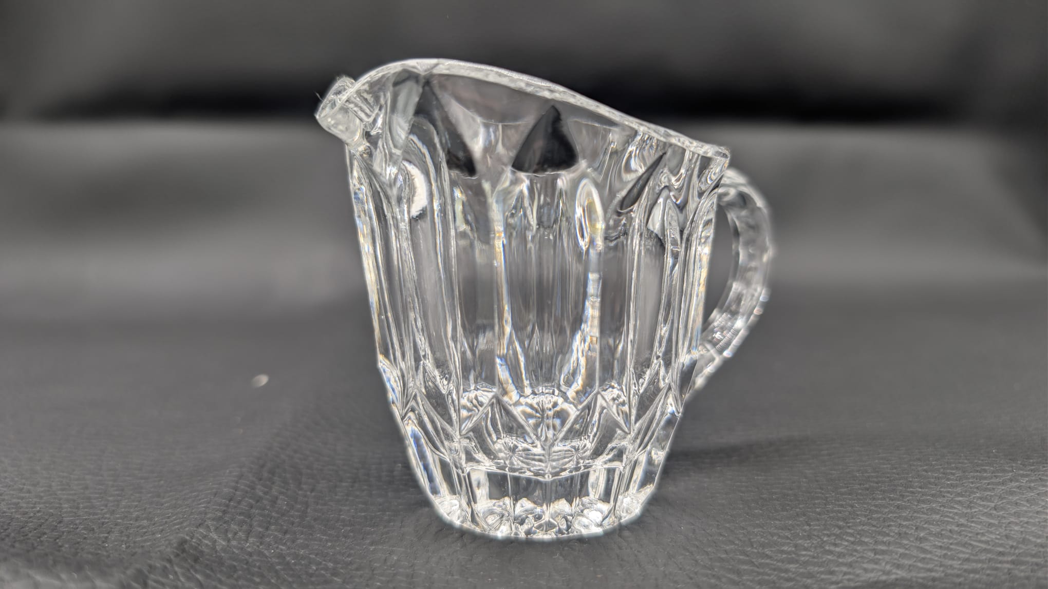 Kryształowy mlecznik, dzbanek w stylu vintage - obrazek 7