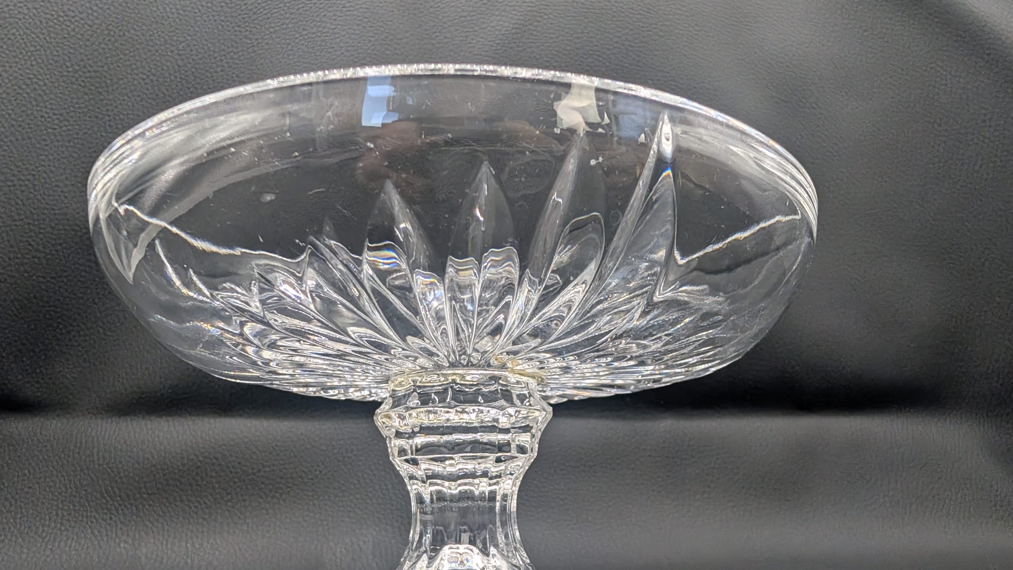 Kryształowa patera na nóżce Rozeta Nachtmann - obrazek 3