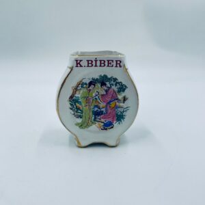 Decorative pepper pot, ceramic