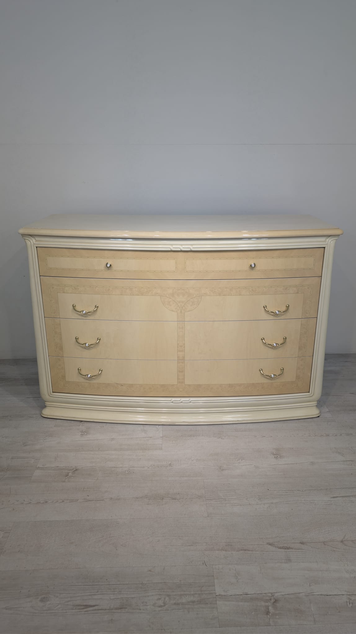 Klasyczna komoda włoska Corsini