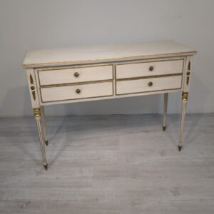 Cabinet, chest of drawers in Gutwinian style from the middle of the 20th century