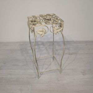 Pedestal, rustic-style metal flowerbed
