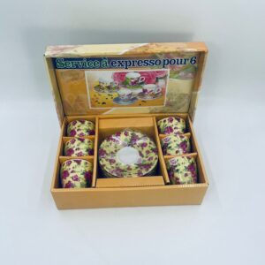 Set of porcelain espresso cups