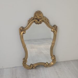 Italian gilt wooden mirror in baroque style