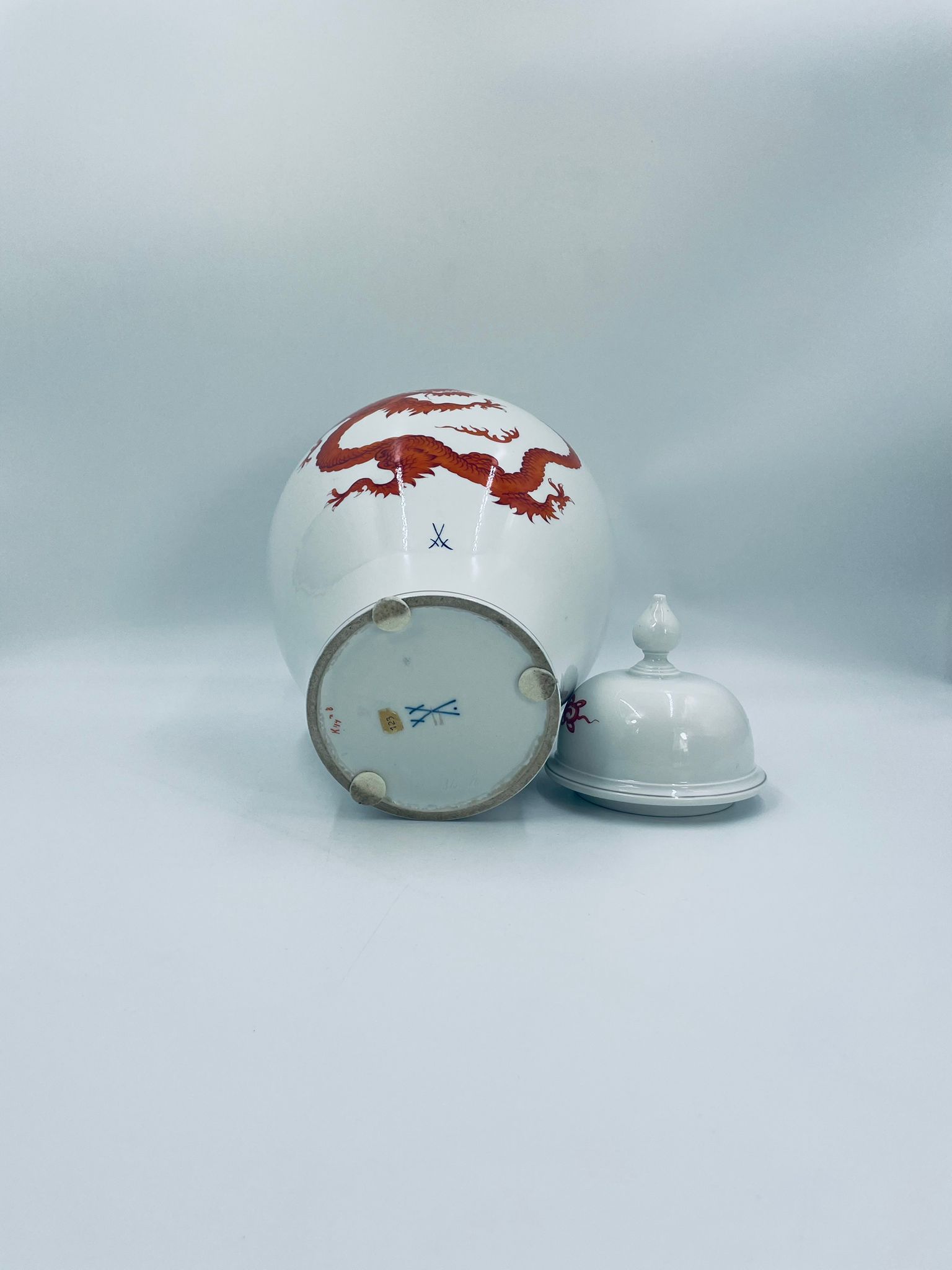 Antyczna waza, amfora porcelanowa Meissen Miśnia - obrazek 6