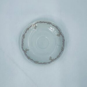 Spodek pod filiżankę porcelanowy AK Kaiser Dubarry Louvre