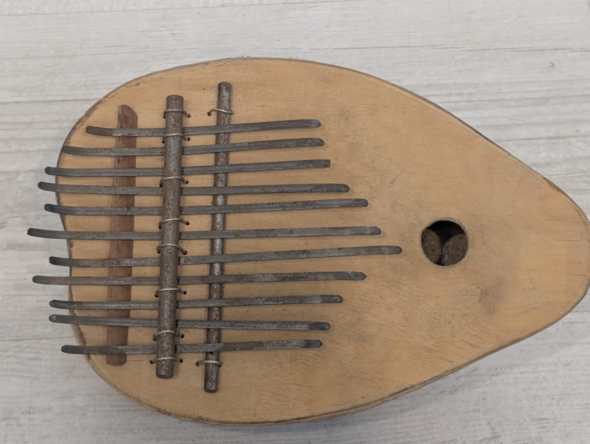 Afrykański instrument Kalimba - obrazek 4