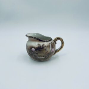Dzbanuszek na mleko porcelanowy Japonia
