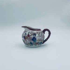 Dzbanuszek na mleko porcelanowy Japonia
