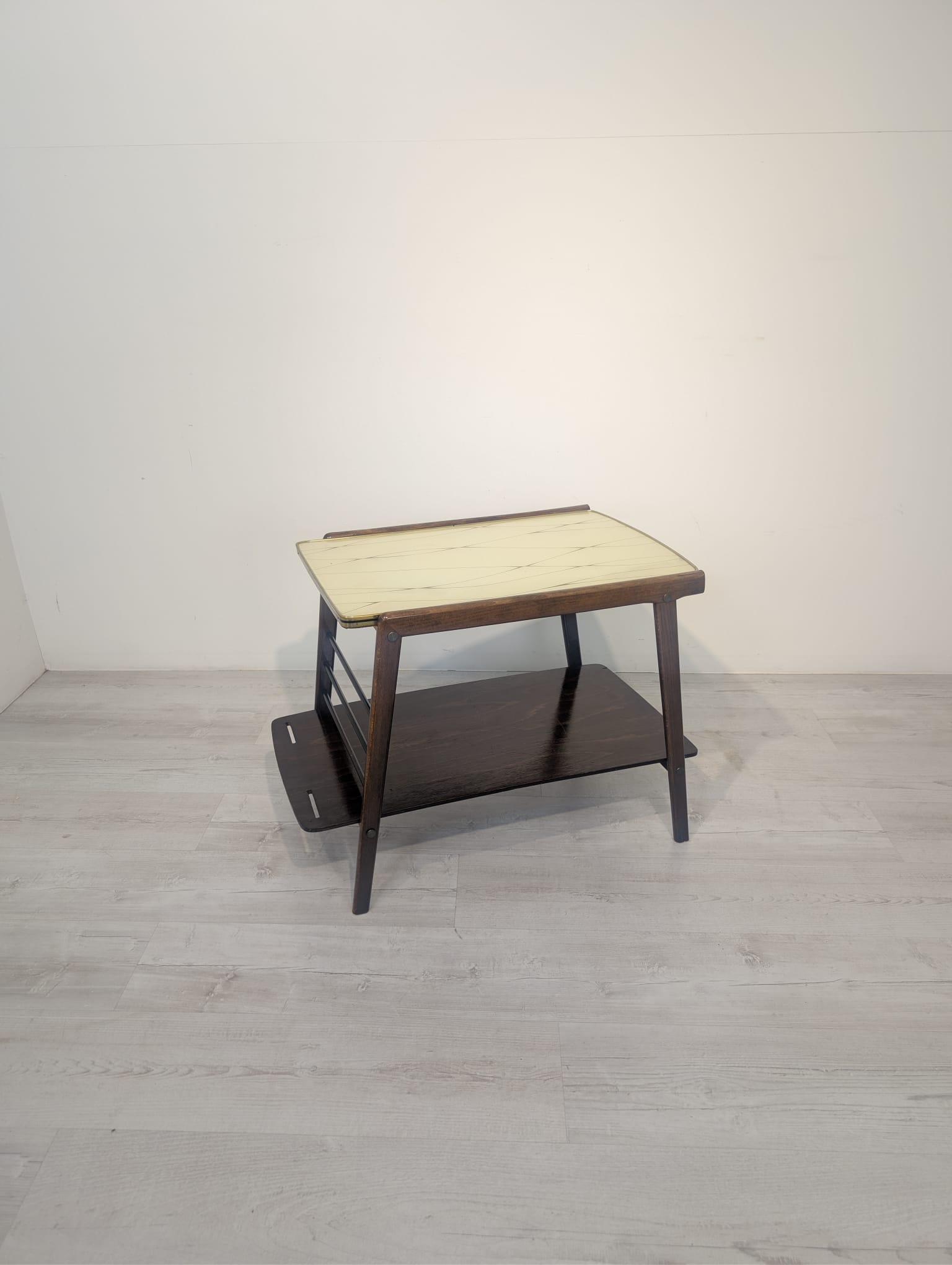 Unikatowy mobilny barek Rockabilly z lat 60-tych - obrazek 3