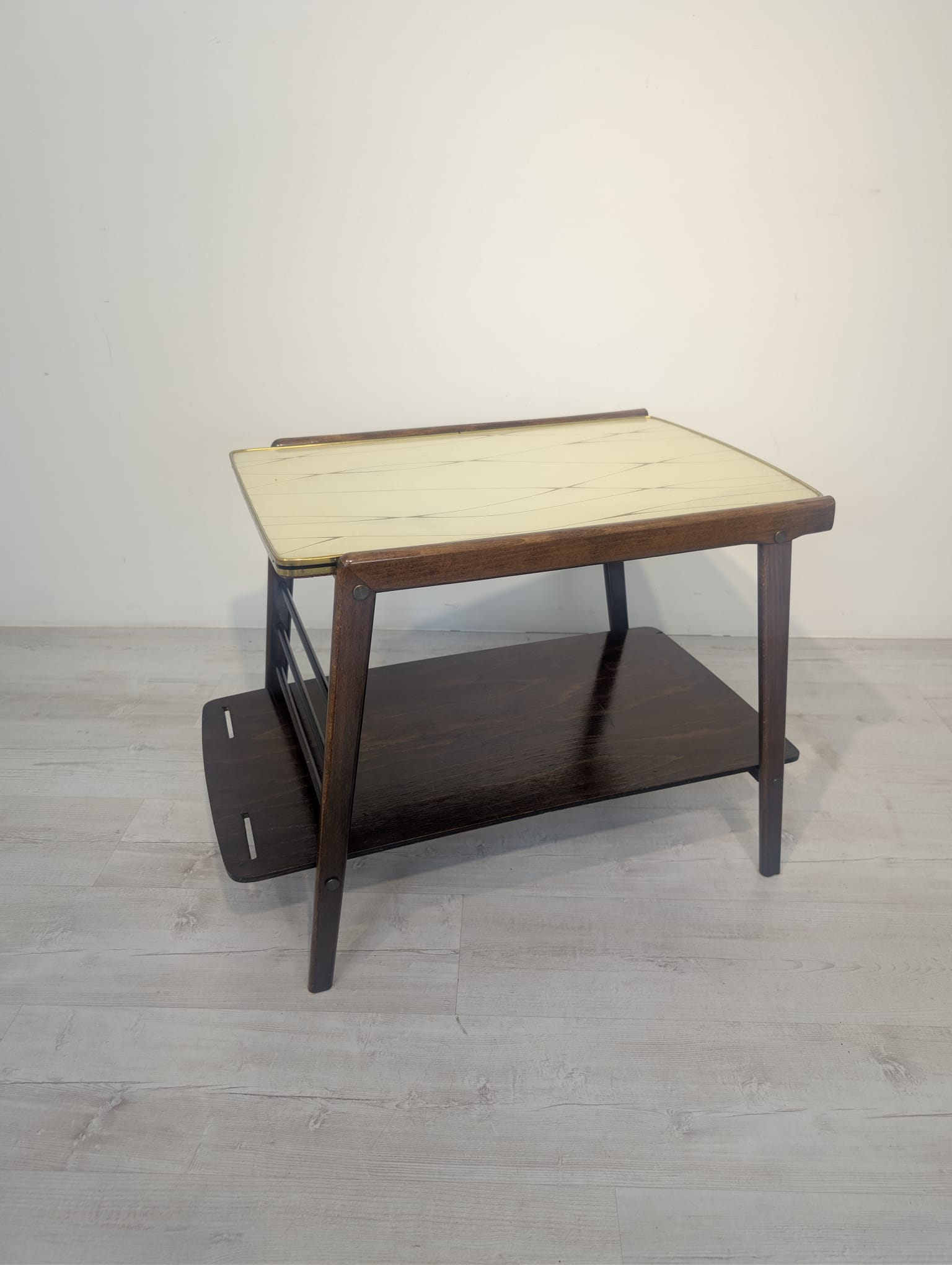 Unikatowy mobilny barek Rockabilly z lat 60-tych - obrazek 8