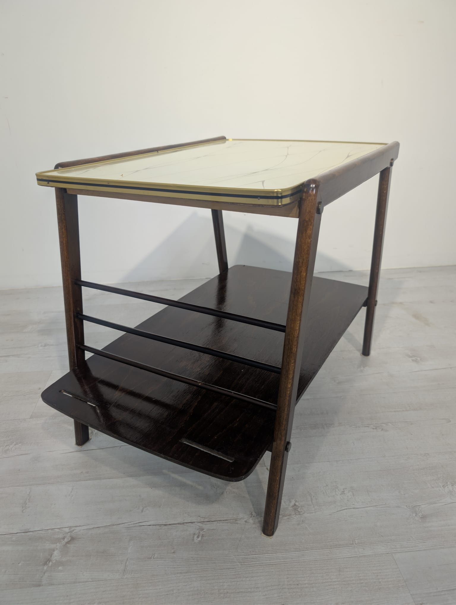 Unikatowy mobilny barek Rockabilly z lat 60-tych - obrazek 15