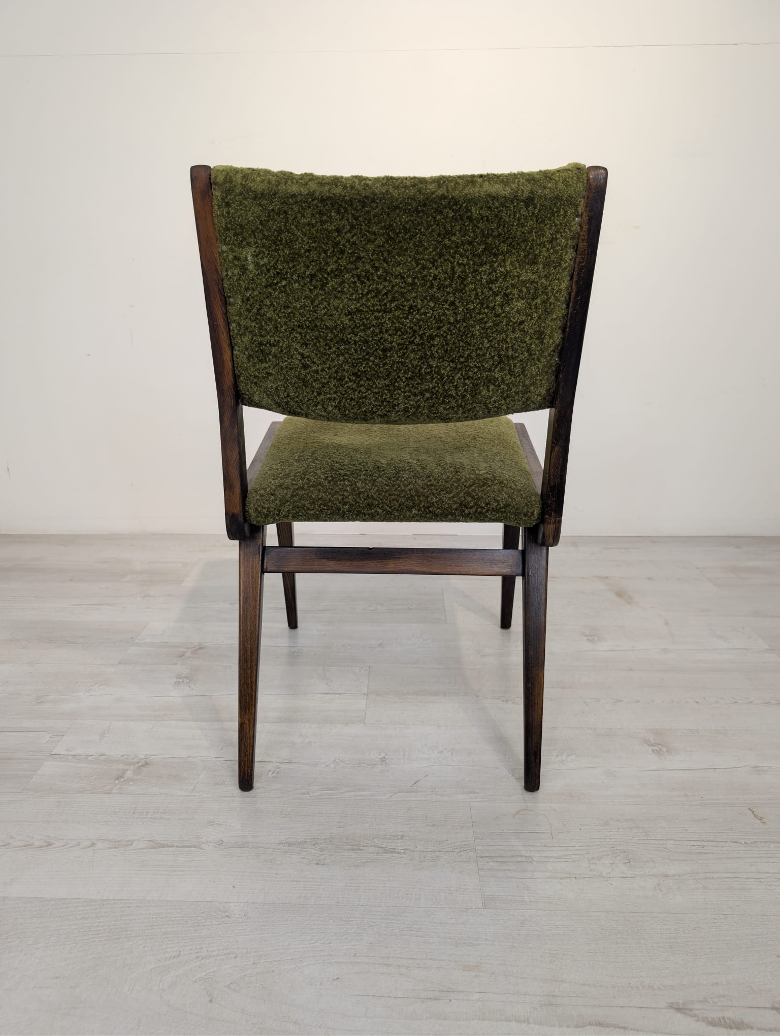 Krzesło "skocze" z czasów PRL-U w stylu Mid-century - Image 12