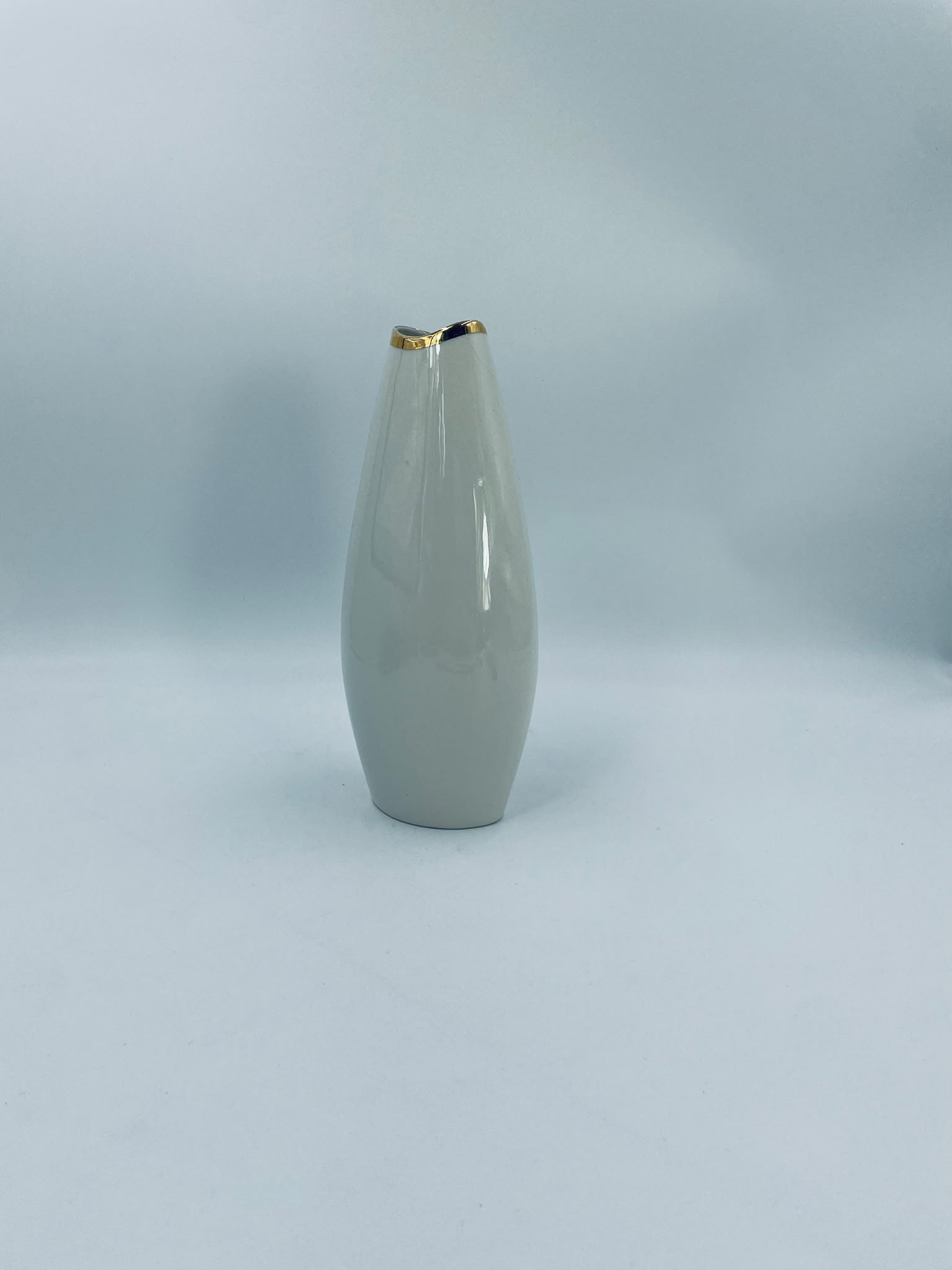 Wazon porcelanowy H.O. Lehmann Porzellan Kunst - obrazek 11