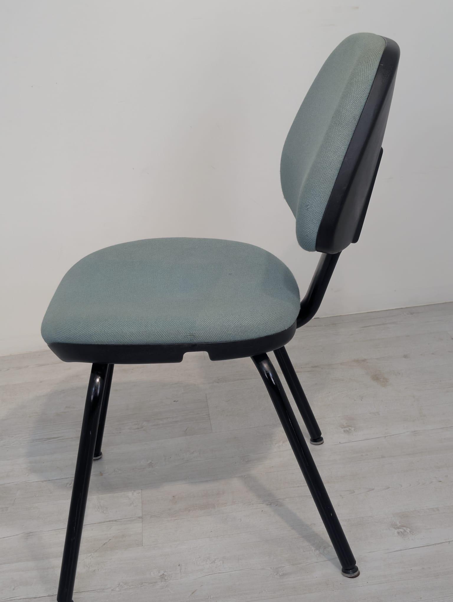 Krzesło biurowe/konferencyjne marki Dauphin - Image 8
