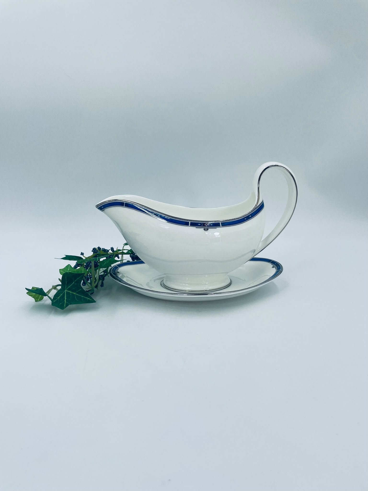 Sosjerka z podstawką Anglia Wedgwood Kingsbridge - obrazek 11