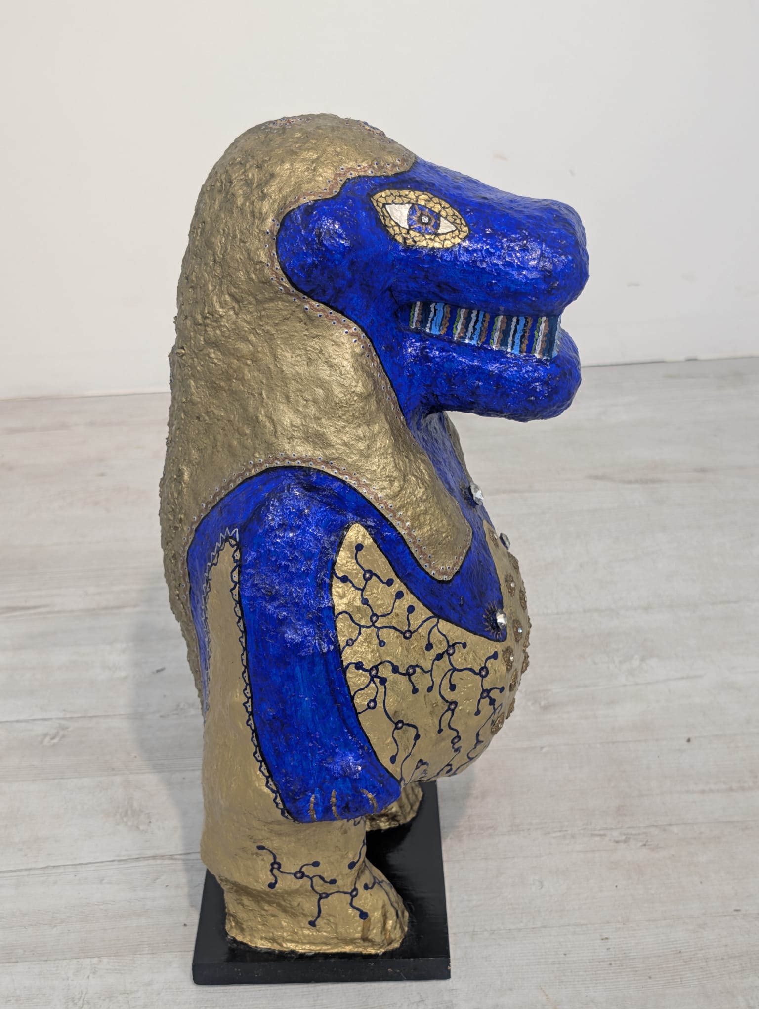 Rzeźba " Egipski Tyranozaur" niemieckiego artysty Ba Ju - obrazek 5