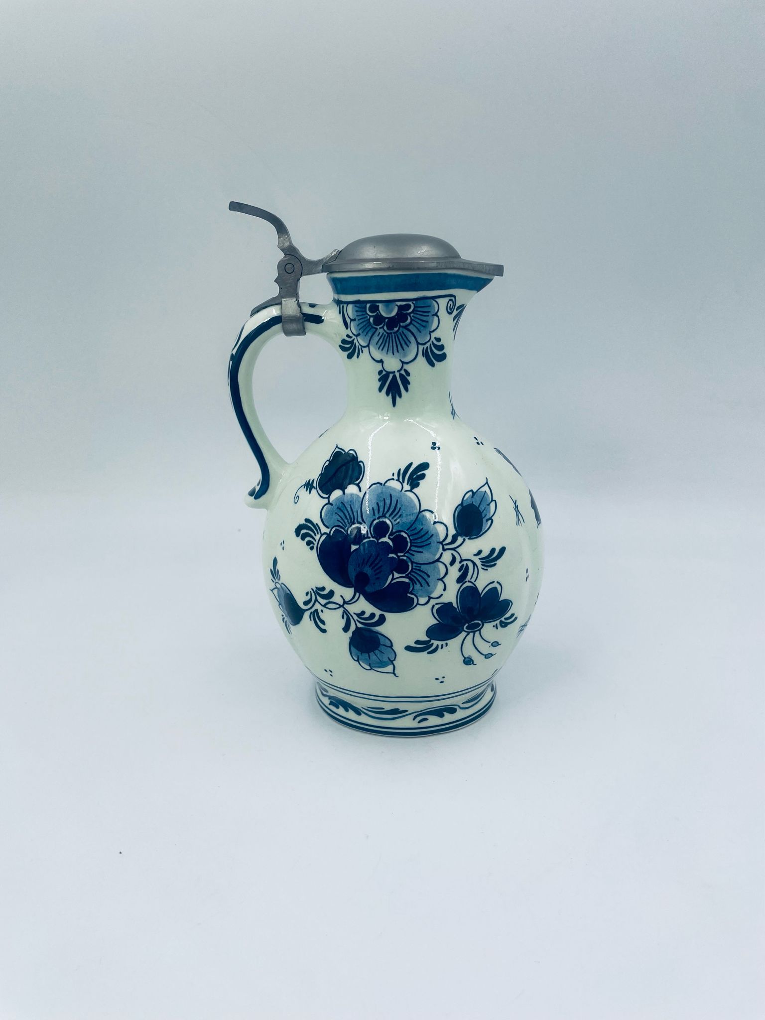 Dutch jug Delft Blauw 1970s