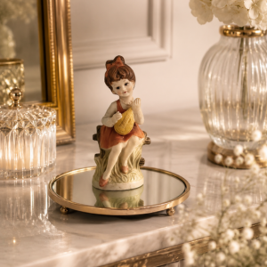Figurka kolekcjonerska porcelanowa Vintage
